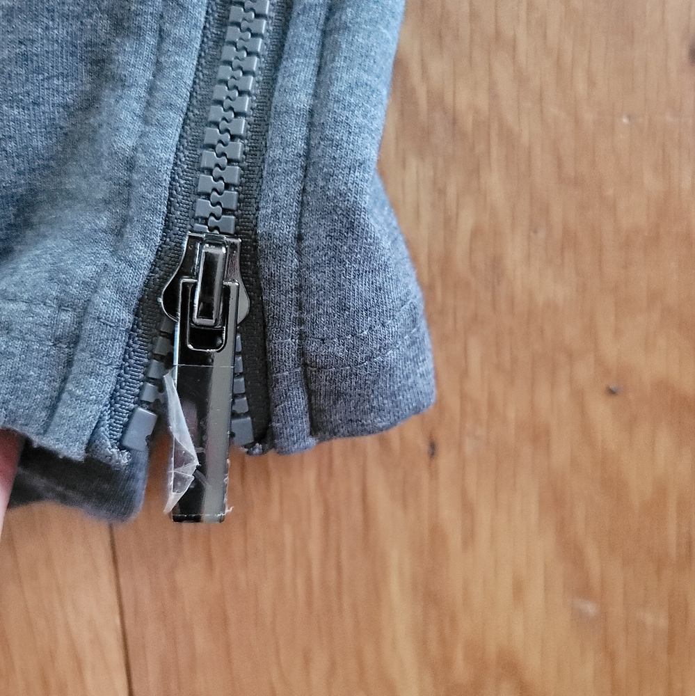 Varley Gray Sweatshirt - Medium - Picture 5 of 10
